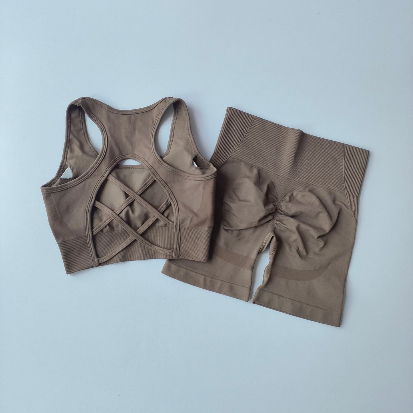 Quick-drying Seamless Yoga Suit